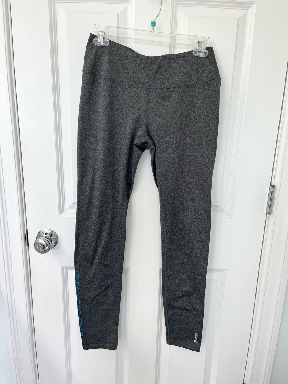 Reebok fleece lined workout leggings Womens small